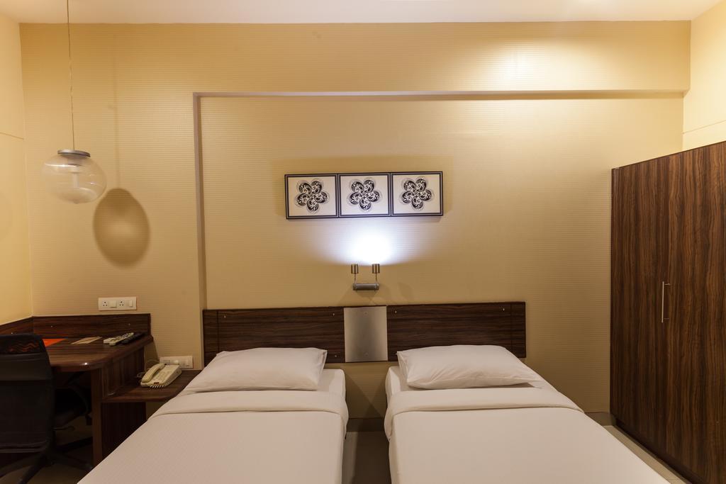 Surat Hotel Bagian luar foto