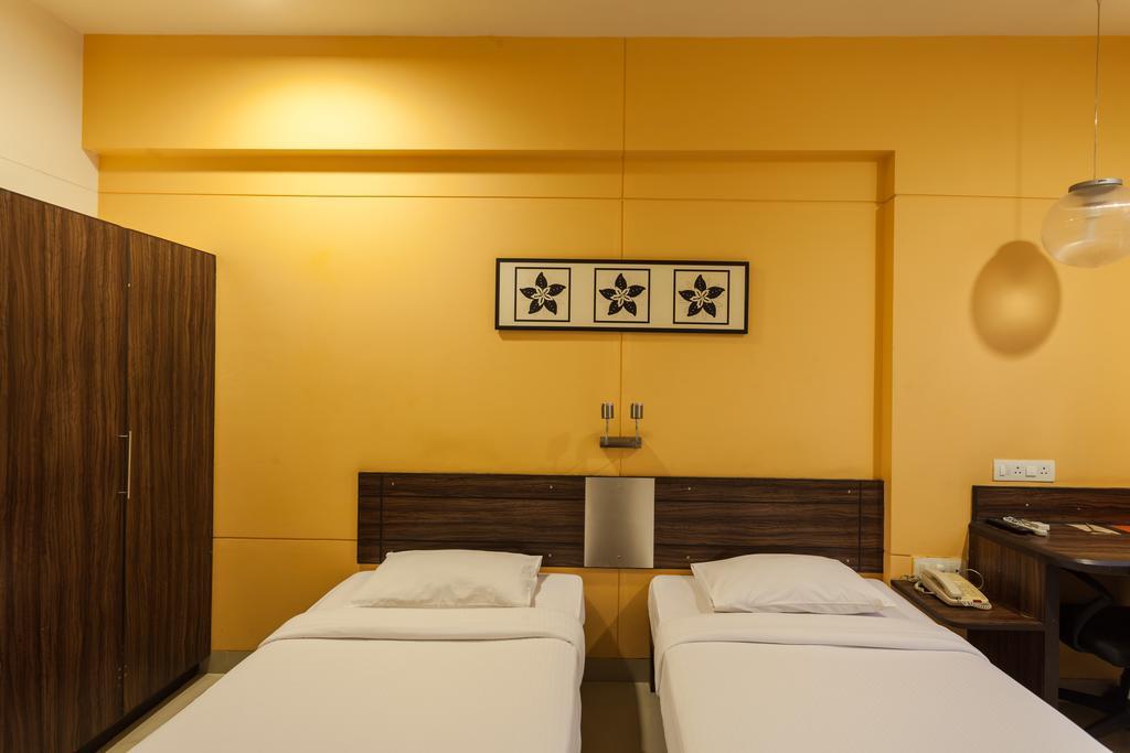 Surat Hotel Bagian luar foto